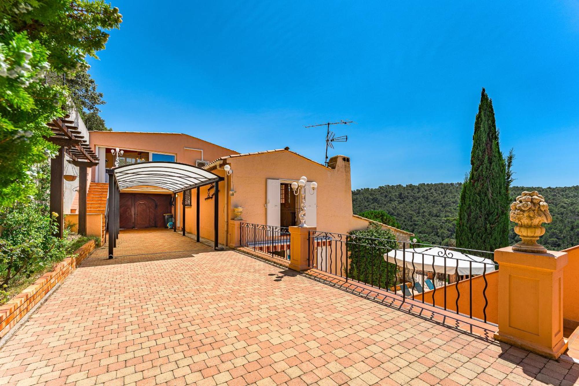 Villa Gilbert Vins-sur-Caramy Екстер'єр фото