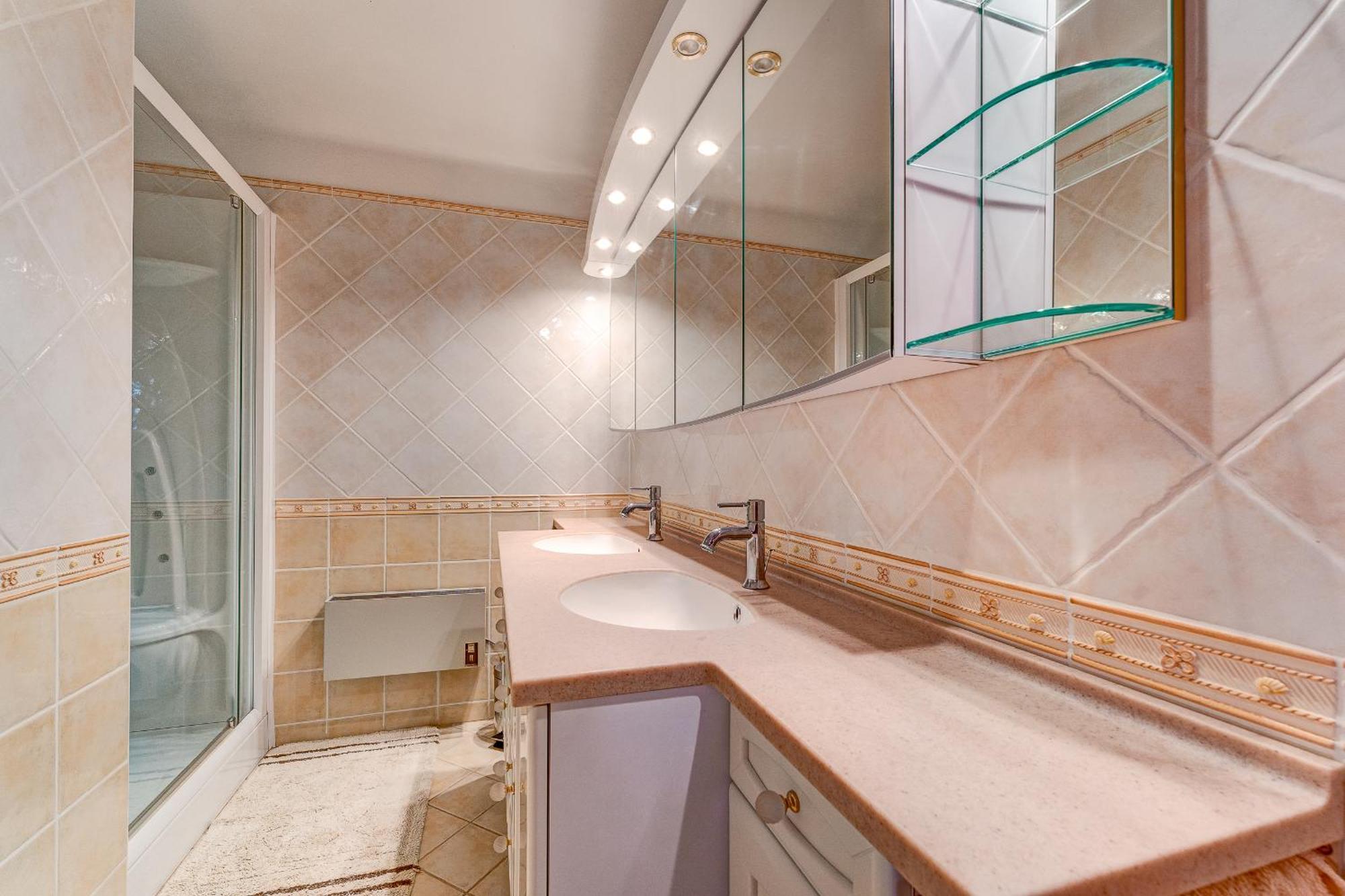 Villa Gilbert Vins-sur-Caramy Екстер'єр фото